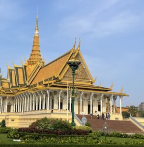 PHNOM PEHN